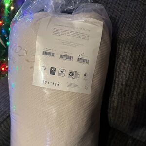 NWT King Size Naturepedic Organic Shredded Latex Pillow